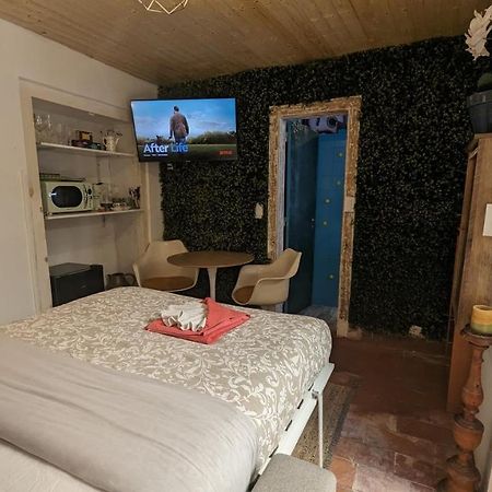 Tiny Smart Home, Private Garden & Outside Jacuzzi. Center Sintra! Dış mekan fotoğraf
