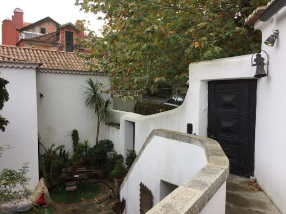 Tiny Smart Home, Private Garden & Outside Jacuzzi. Center Sintra! Dış mekan fotoğraf